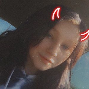 Meet your Posher, Halie